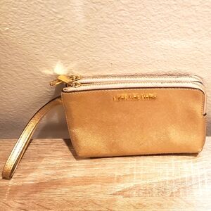 Michael Kors Double Wristlet in Great Condition